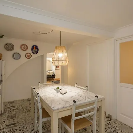 Avenida Cozy In Center